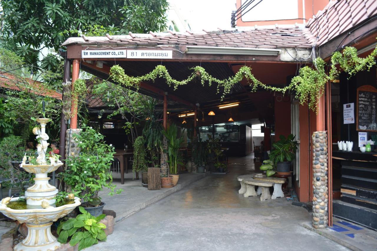 New Joe Khao San Hotel Banguecoque Exterior foto